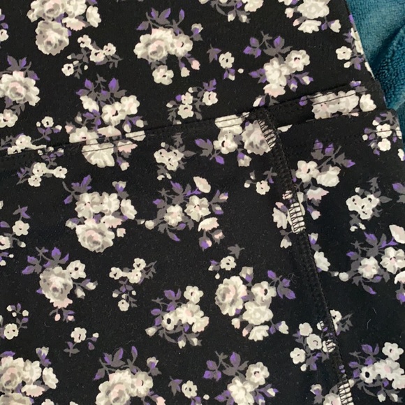 2 Piece Victoria’s Secret Pink Ultimate Collection - Picture 6 of 9